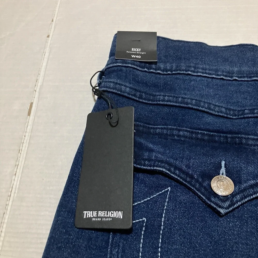 True Religion SN Flap Ricky Relaxed Straight Mens Denim Shorts Size 40 X 12‎
